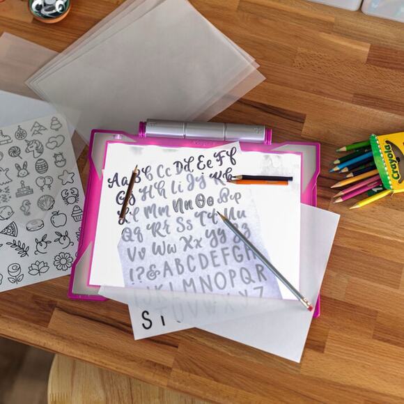 NEW Crayola Light Up Tracing Pad Drawing Pad Gift Toy 6+ Pink Colored Pencil Art - Picture 5 of 11